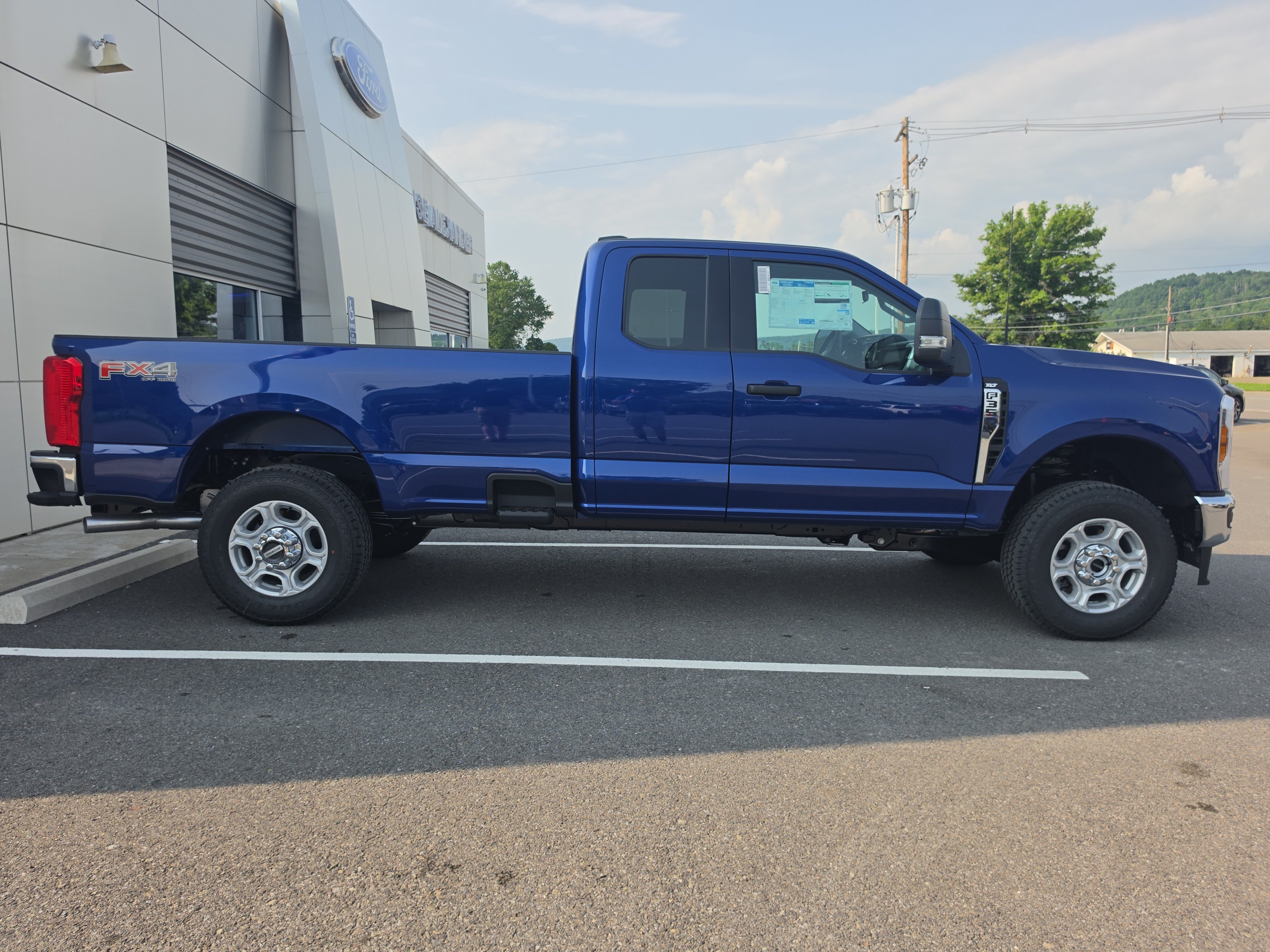 New 2026 Ford Super Duty F-350 XLT Truck Super Cab