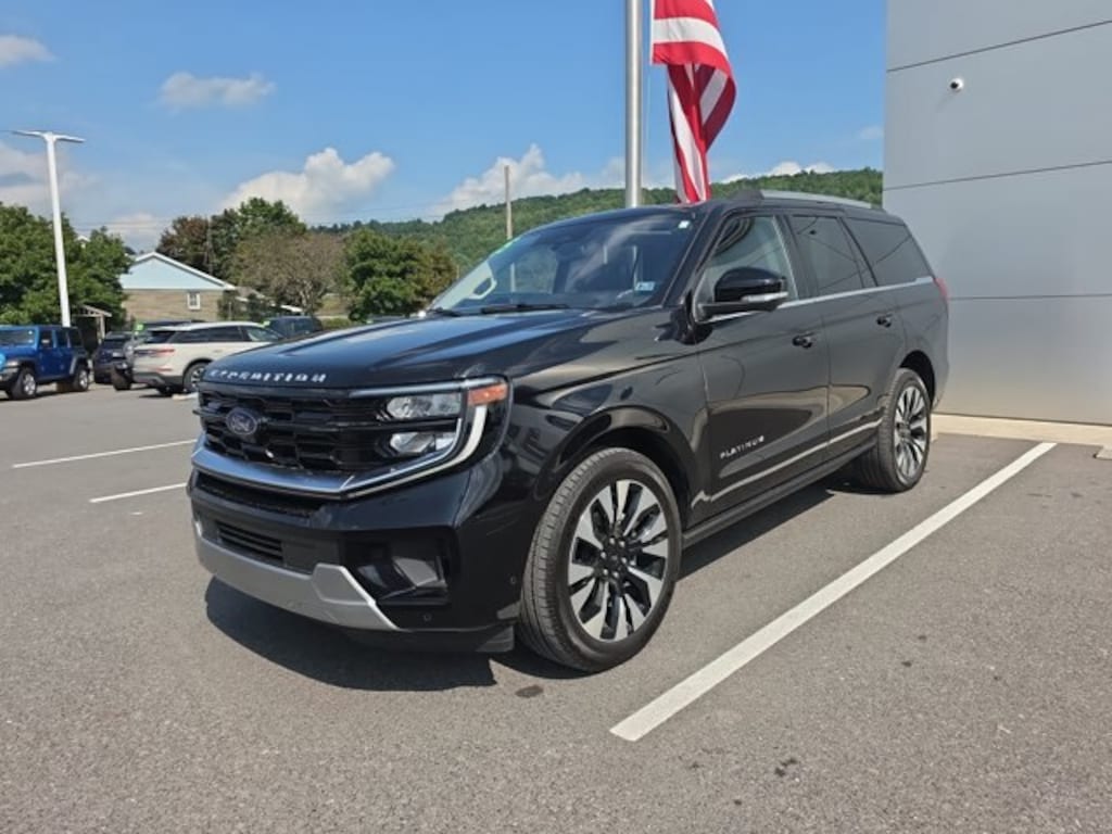 Used 2025 Ford Expedition Platinum SUV
