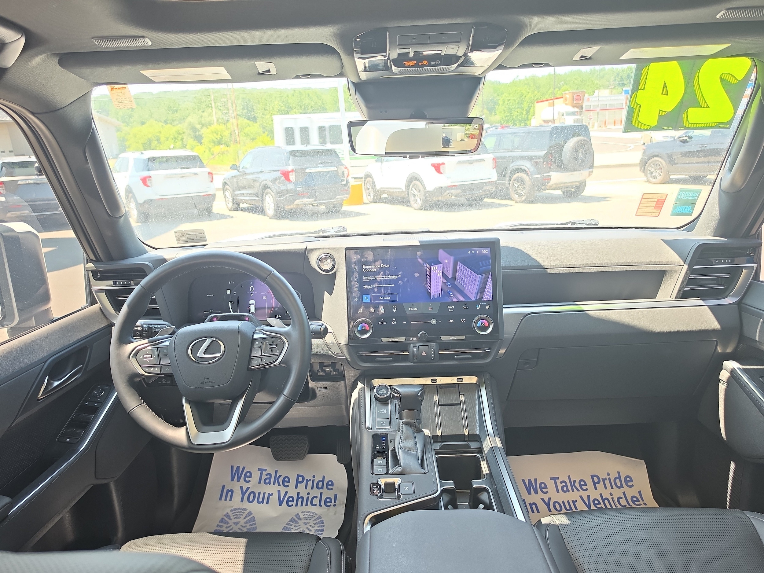 2024 Lexus GX Luxury+ - Photo 16