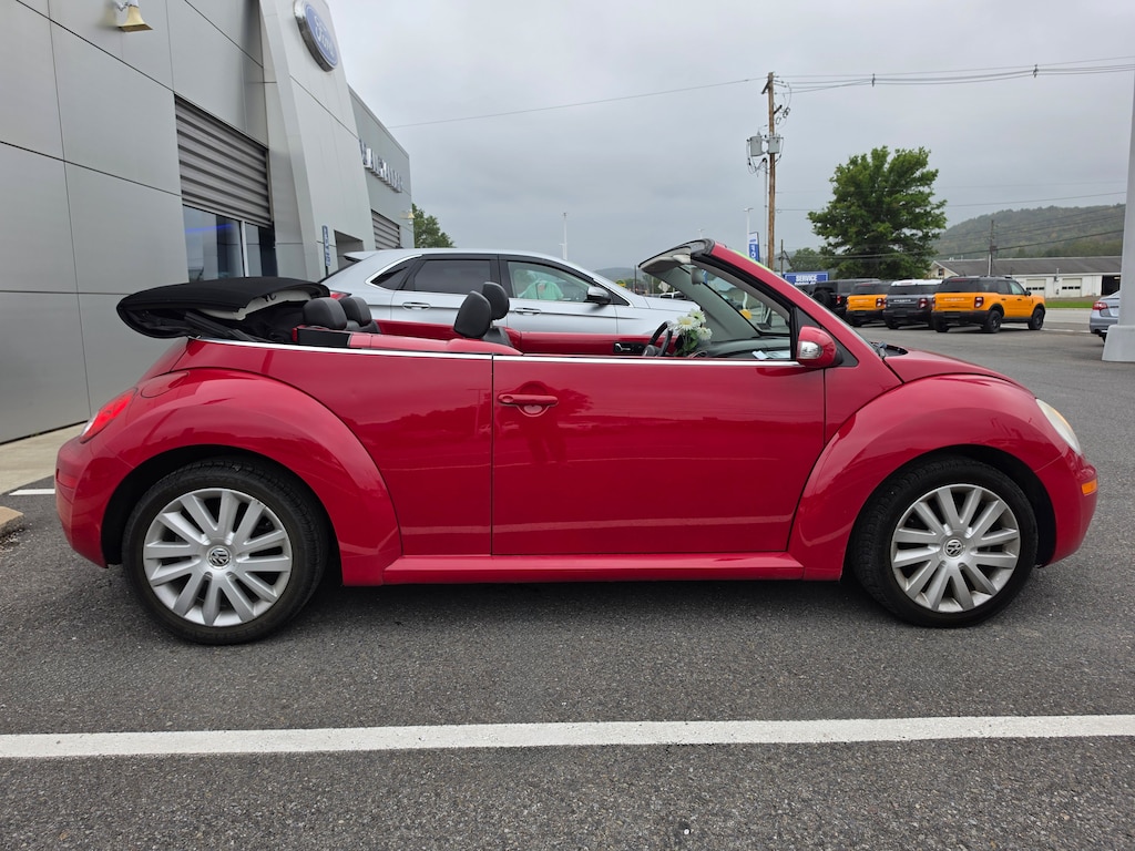 Used 2009 Volkswagen New Beetle Convertible S Convertible