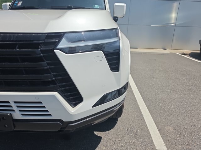 2024 Lexus GX Luxury+ - Photo 10