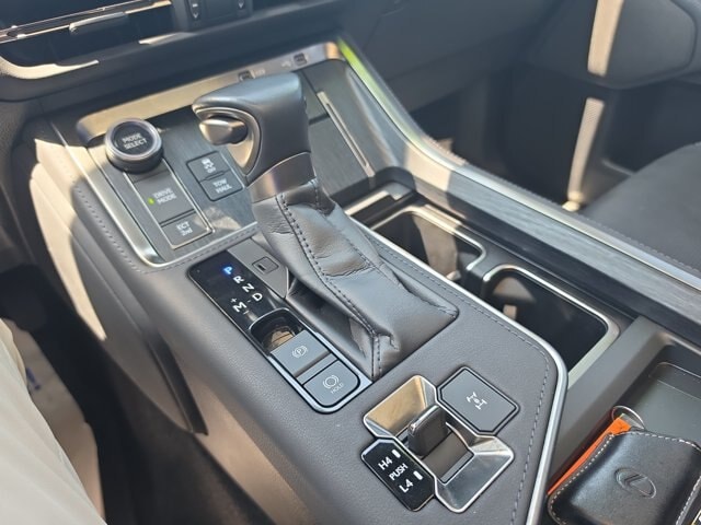 2024 Lexus GX Luxury+ - Photo 28