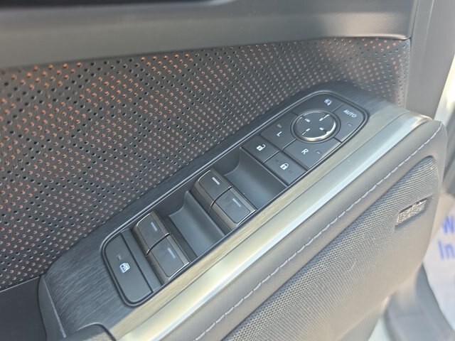 2024 Lexus GX Luxury+ - Photo 19