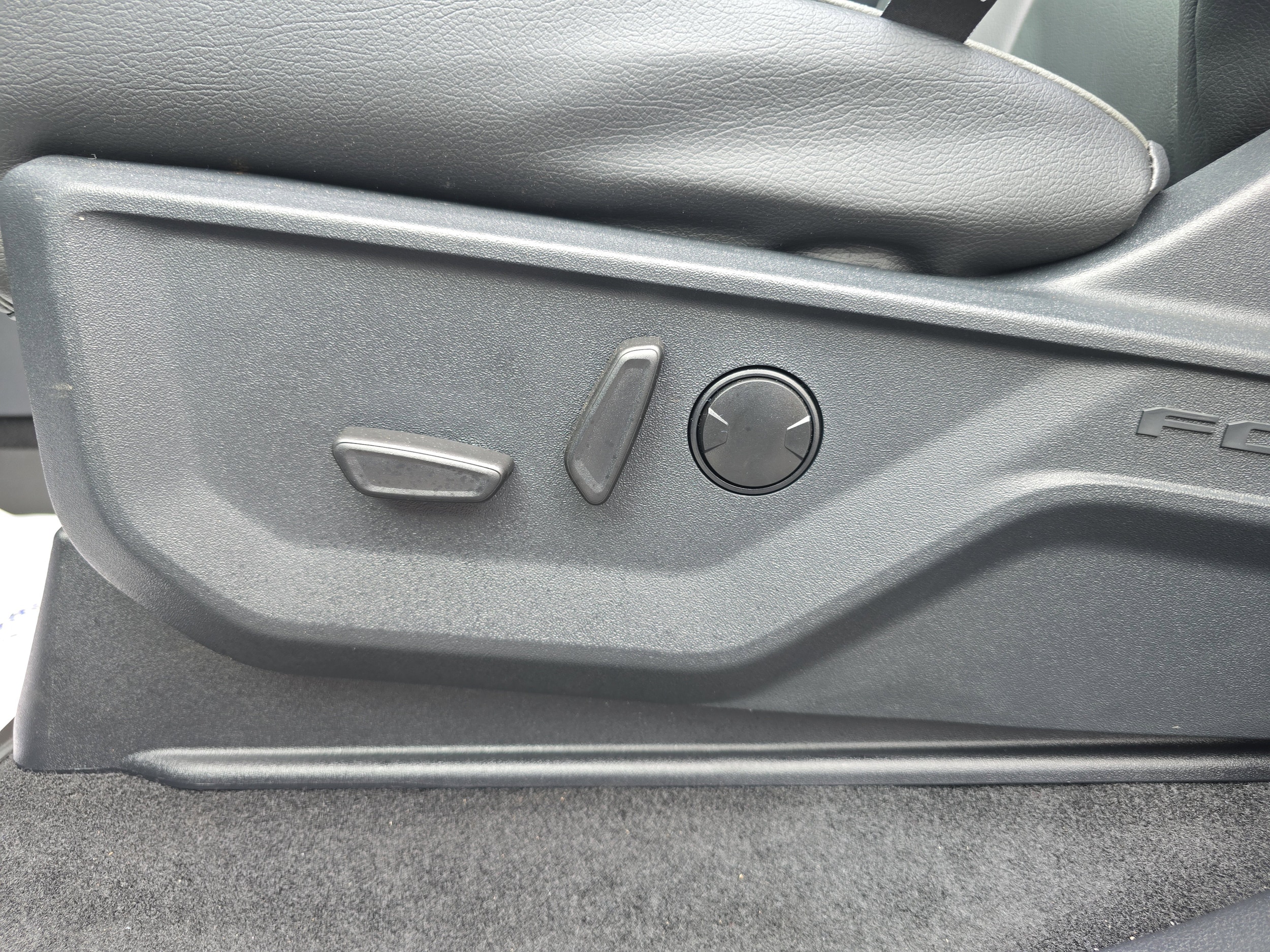 2026 Ford F-150 XLT - Photo 14