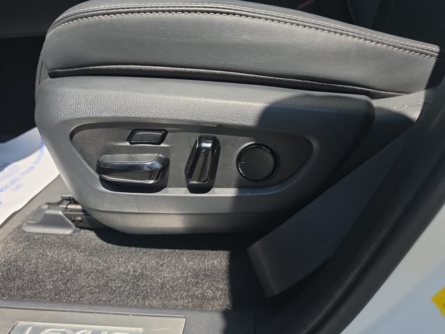 2024 Lexus GX Luxury+ - Photo 13