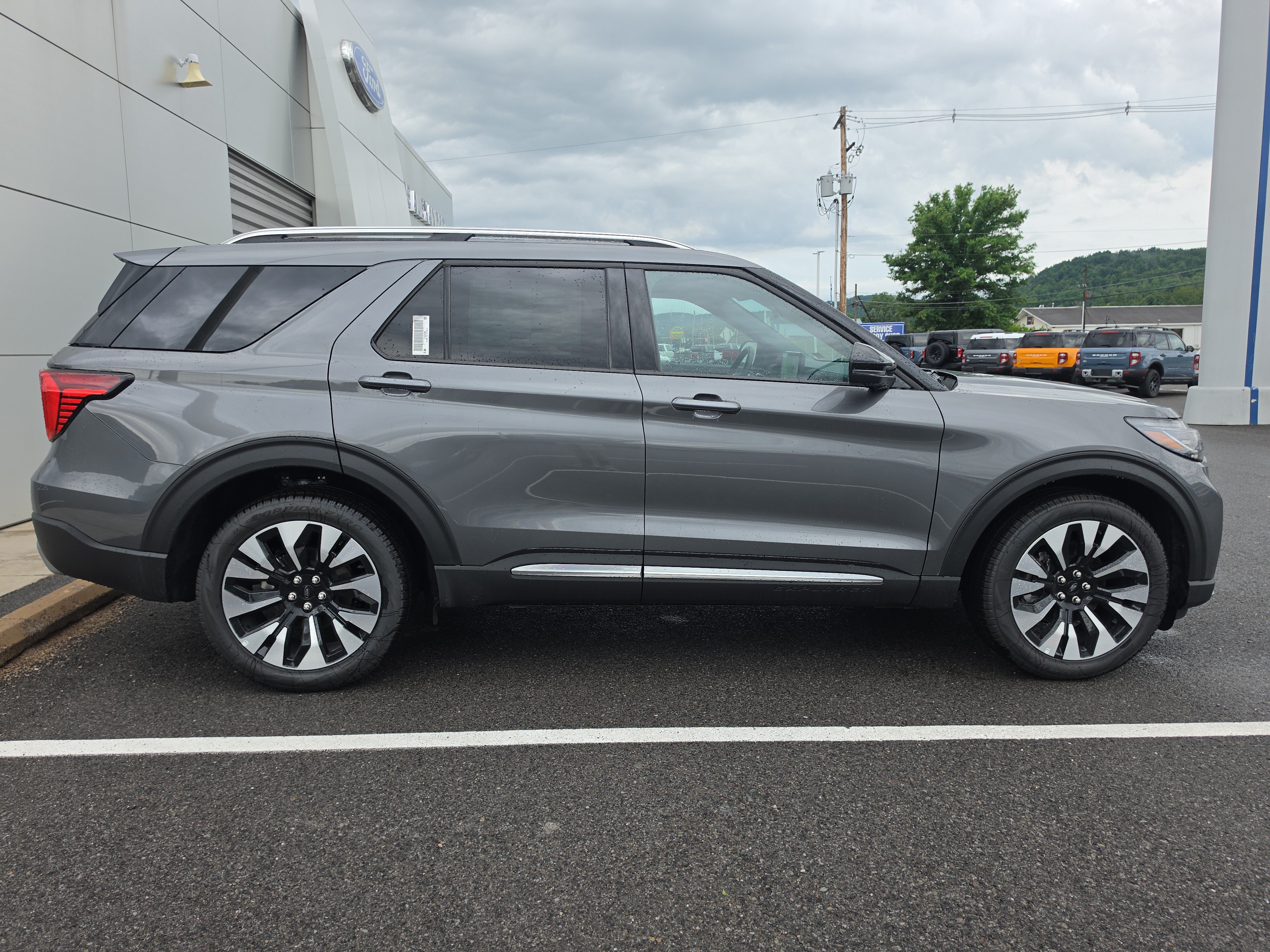 New 2026 Ford Explorer Platinum SUV