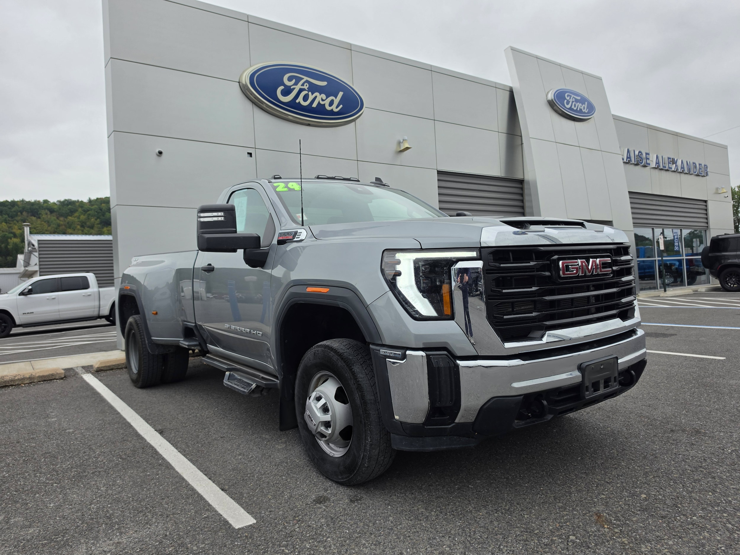 2024 GMC Sierra 3500HD