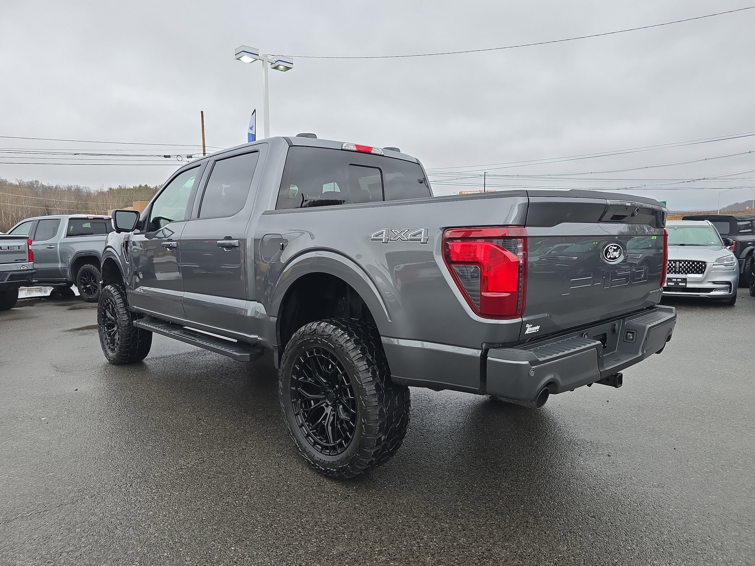 2026 Ford F-150 XLT - Photo 6