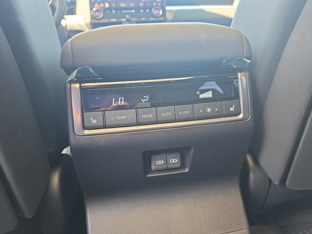 2024 Lexus GX Luxury+ - Photo 17