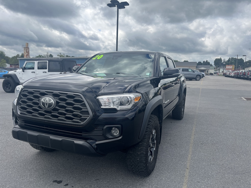 Used 2020 Toyota Tacoma 4WD SR5 Truck Double Cab