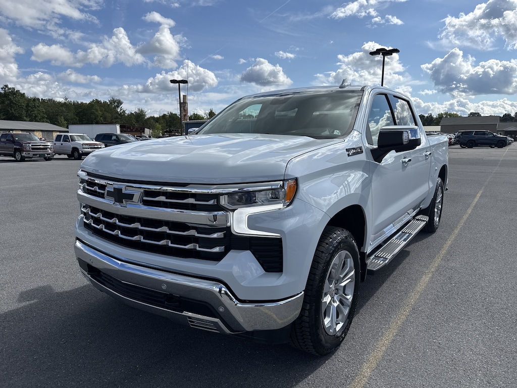 New 2026 Chevrolet Silverado 1500 LTZ Truck Crew Cab
