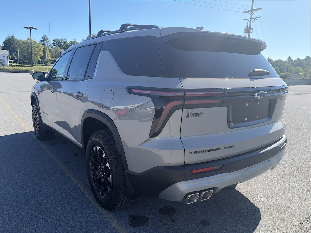 New 2027 Chevrolet Traverse AWD Z71 SUV