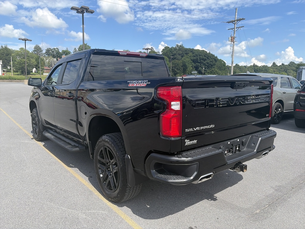 Used 2025 Chevrolet Silverado 1500 LT Trail Boss Truck Crew Cab