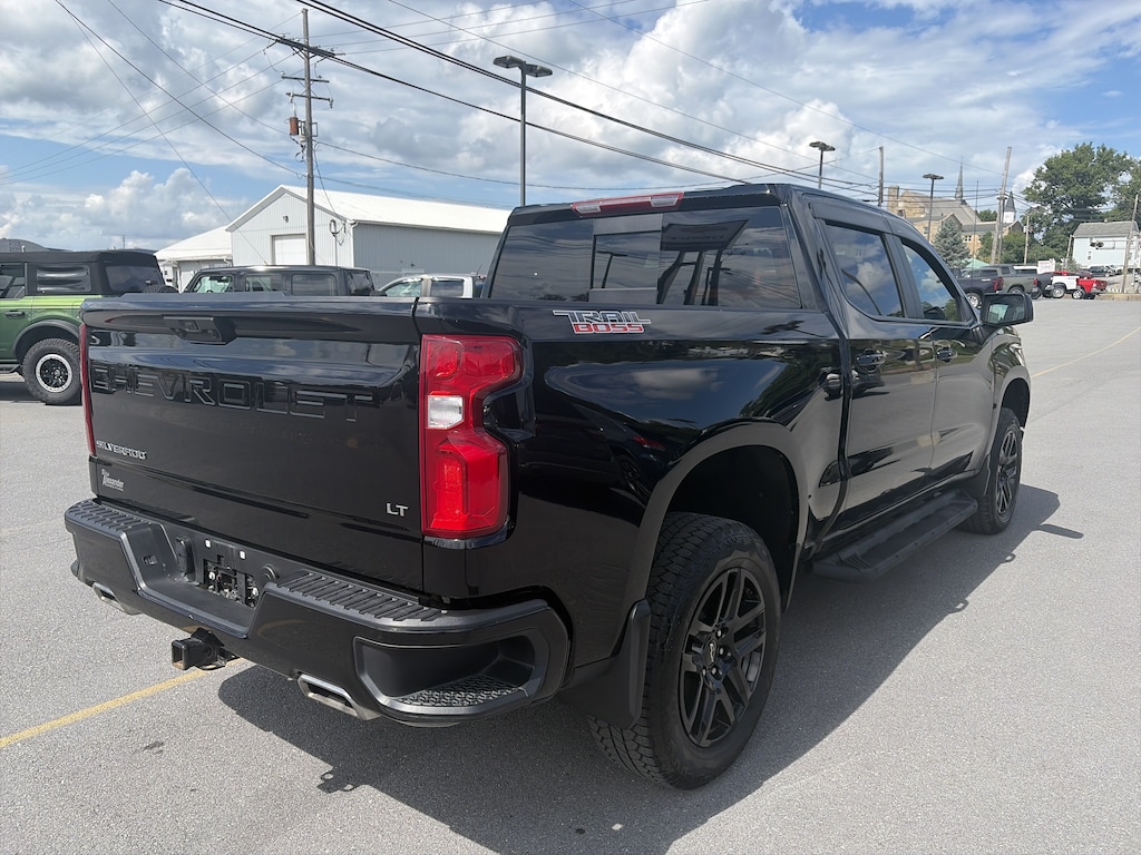 Used 2025 Chevrolet Silverado 1500 LT Trail Boss Truck Crew Cab
