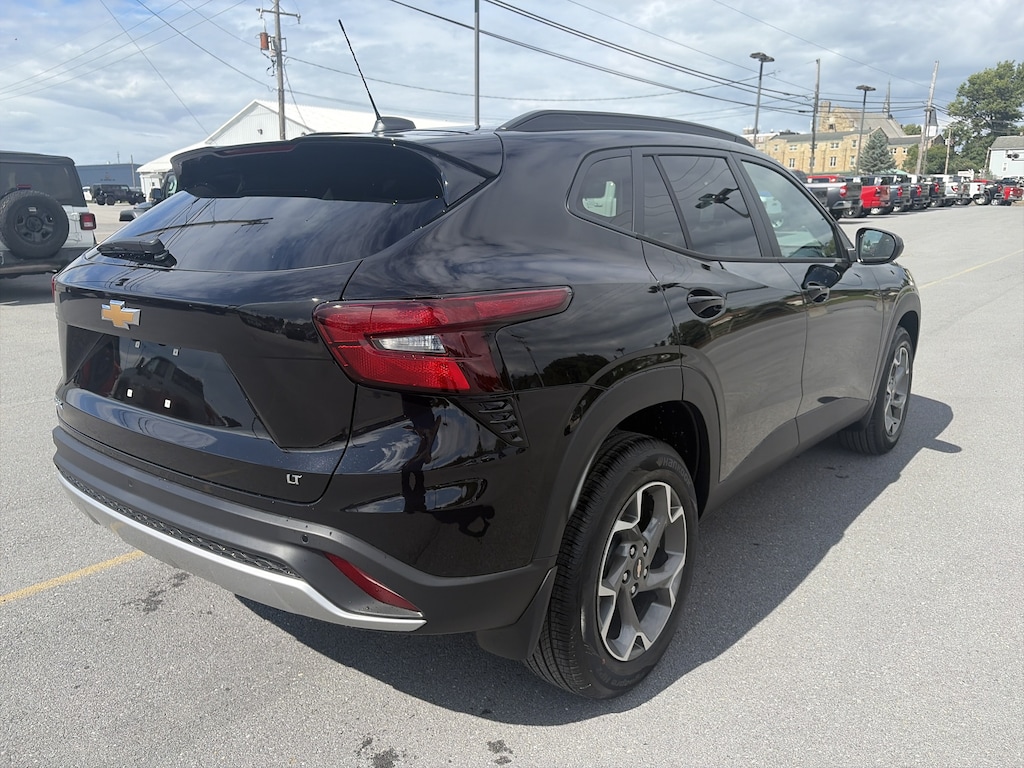 New 2026 Chevrolet Trax LT SUV