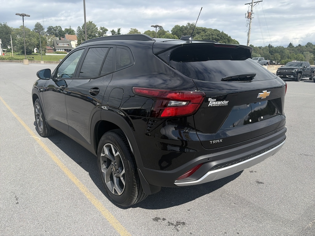 New 2026 Chevrolet Trax LT SUV