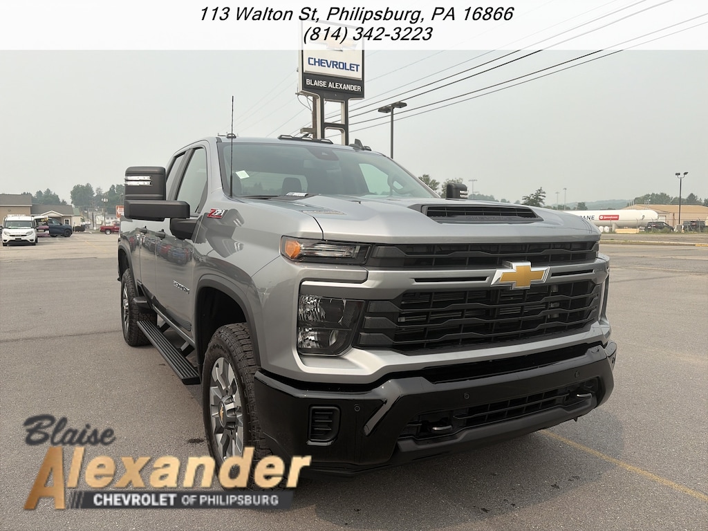 New 2026 Chevrolet Silverado 2500HD Custom Truck Double Cab