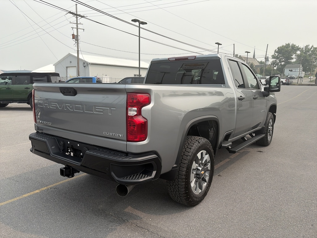 New 2026 Chevrolet Silverado 2500HD Custom Truck Double Cab