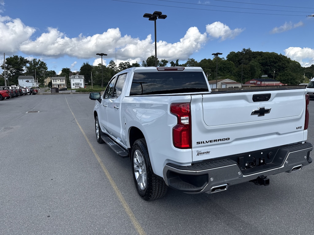 New 2026 Chevrolet Silverado 1500 LTZ Truck Crew Cab