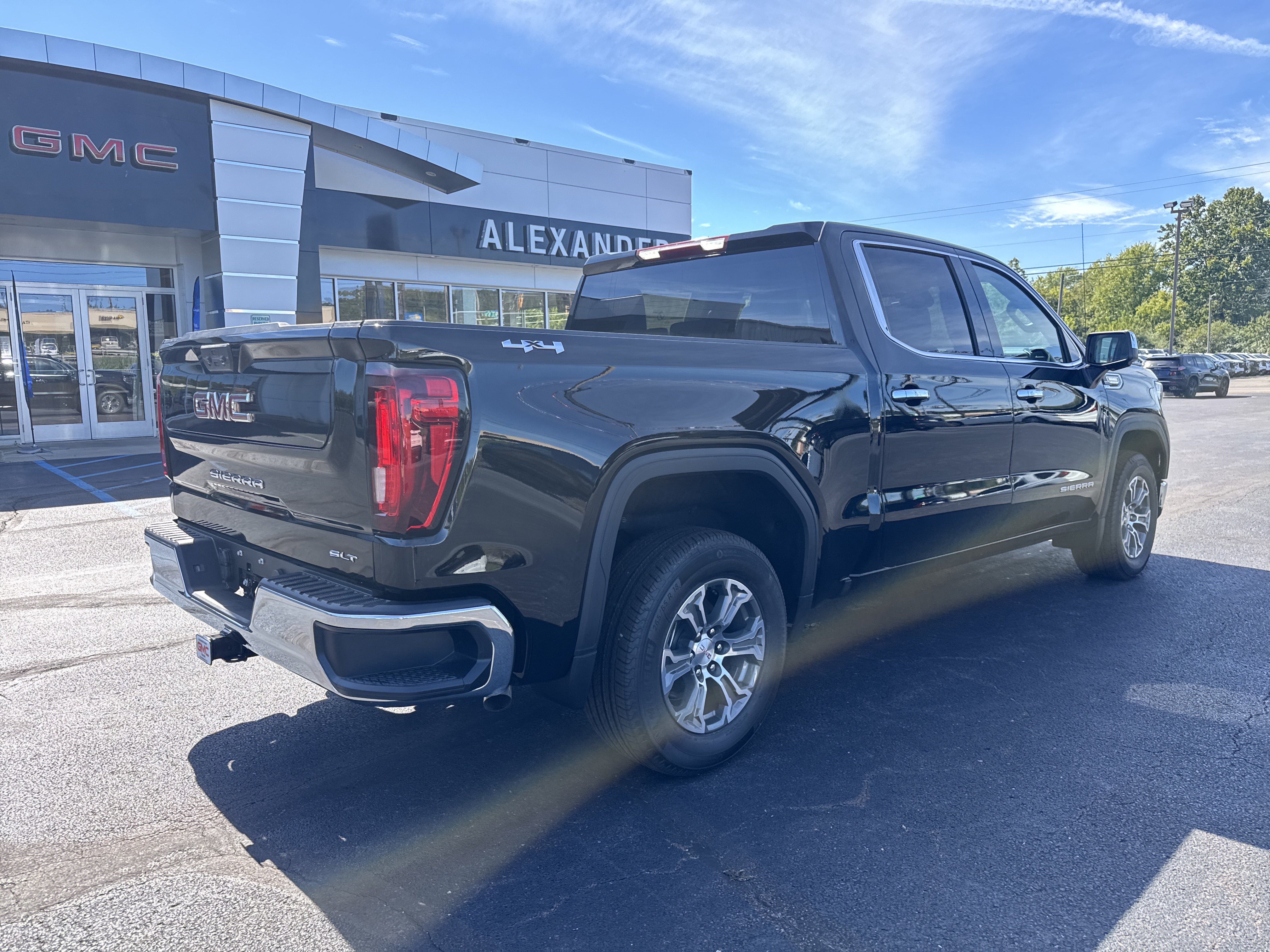 New 2026 GMC Sierra 1500 SLT Truck Crew Cab