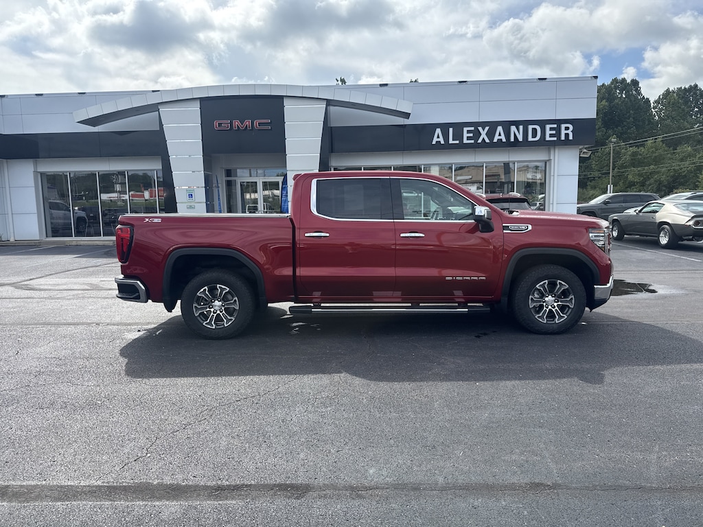 Used 2023 GMC Sierra 1500 SLT Truck Crew Cab