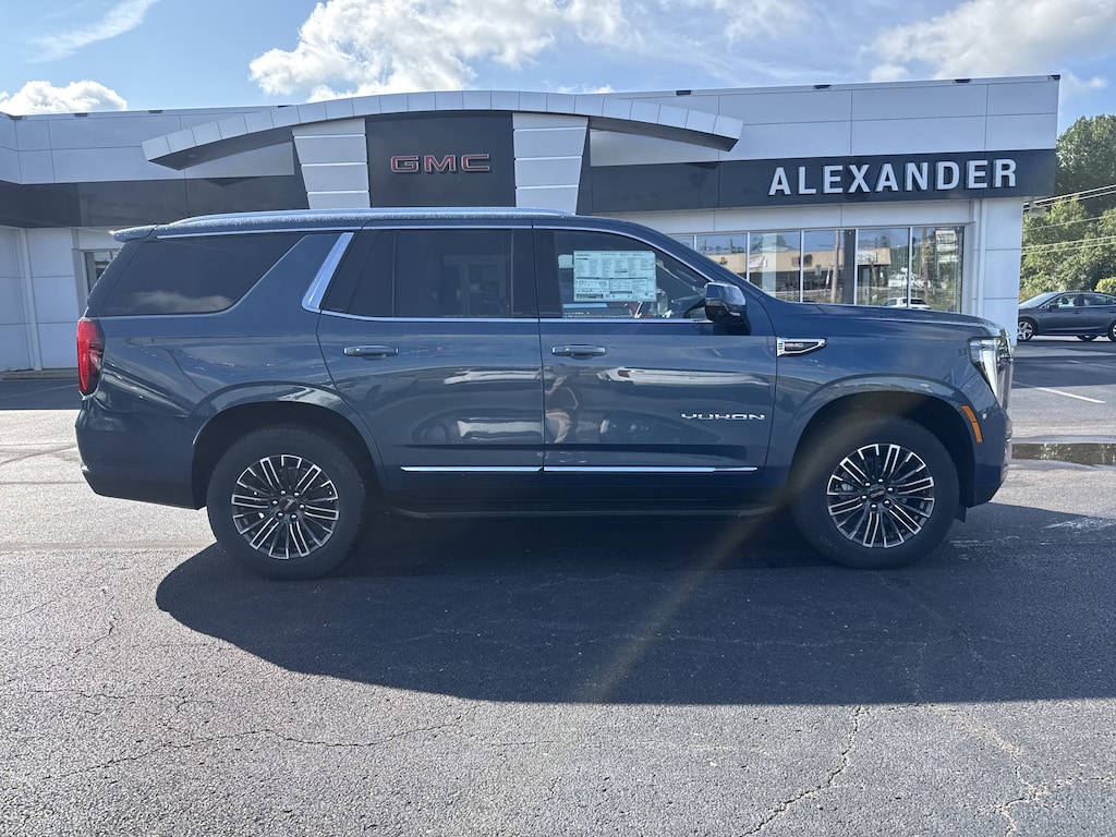 New 2026 GMC Yukon Elevation SUV