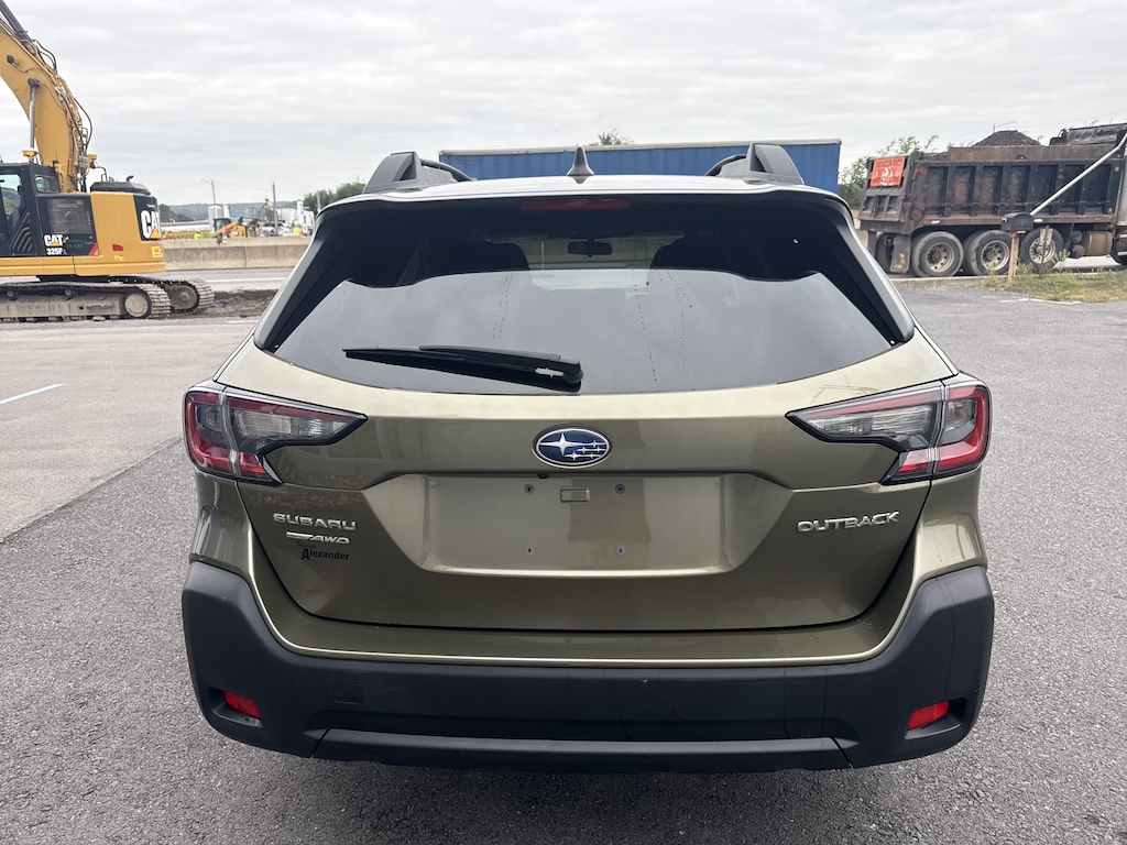 Used 2025 Subaru Outback Premium SUV