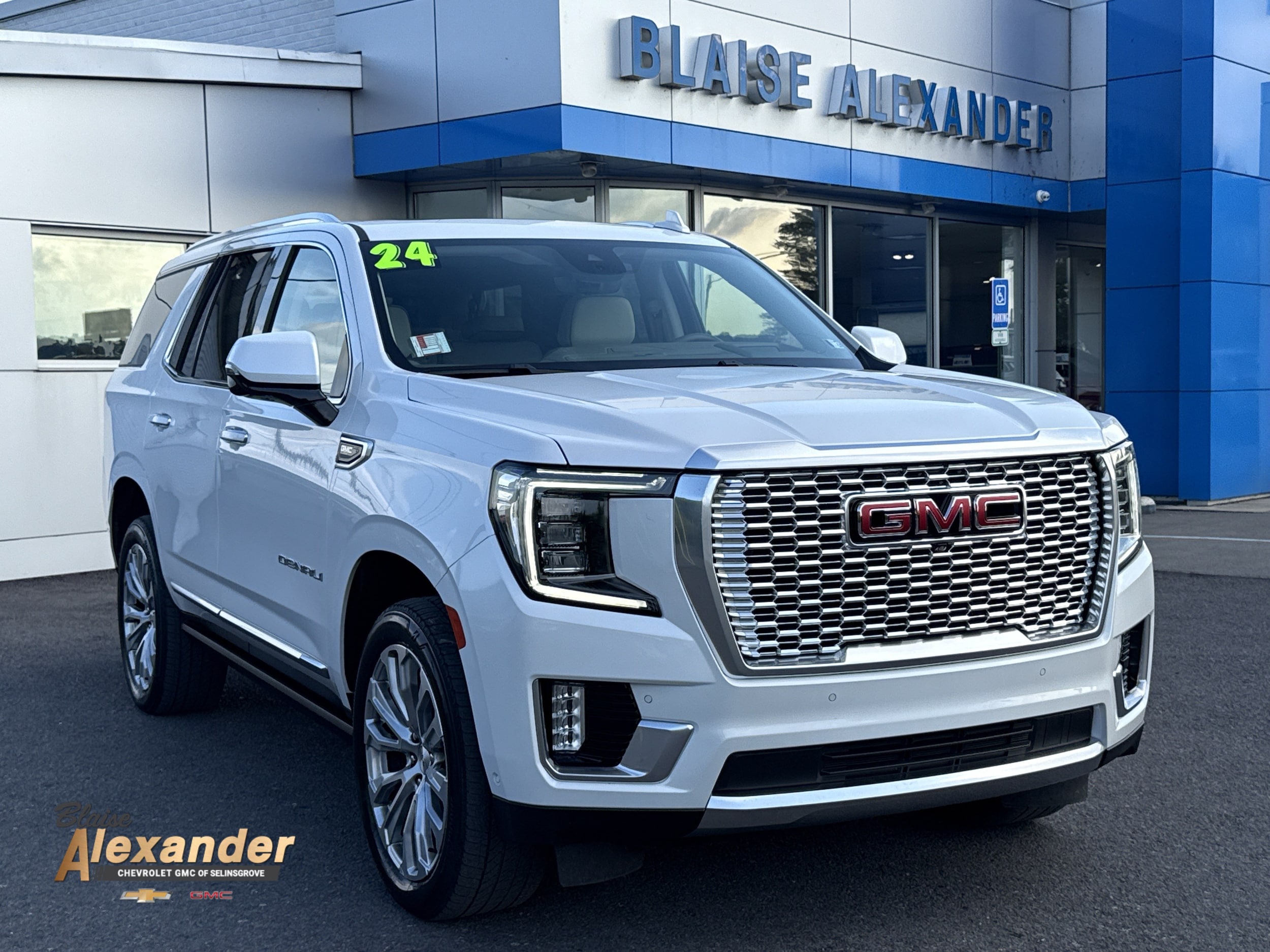 2024 GMC Yukon