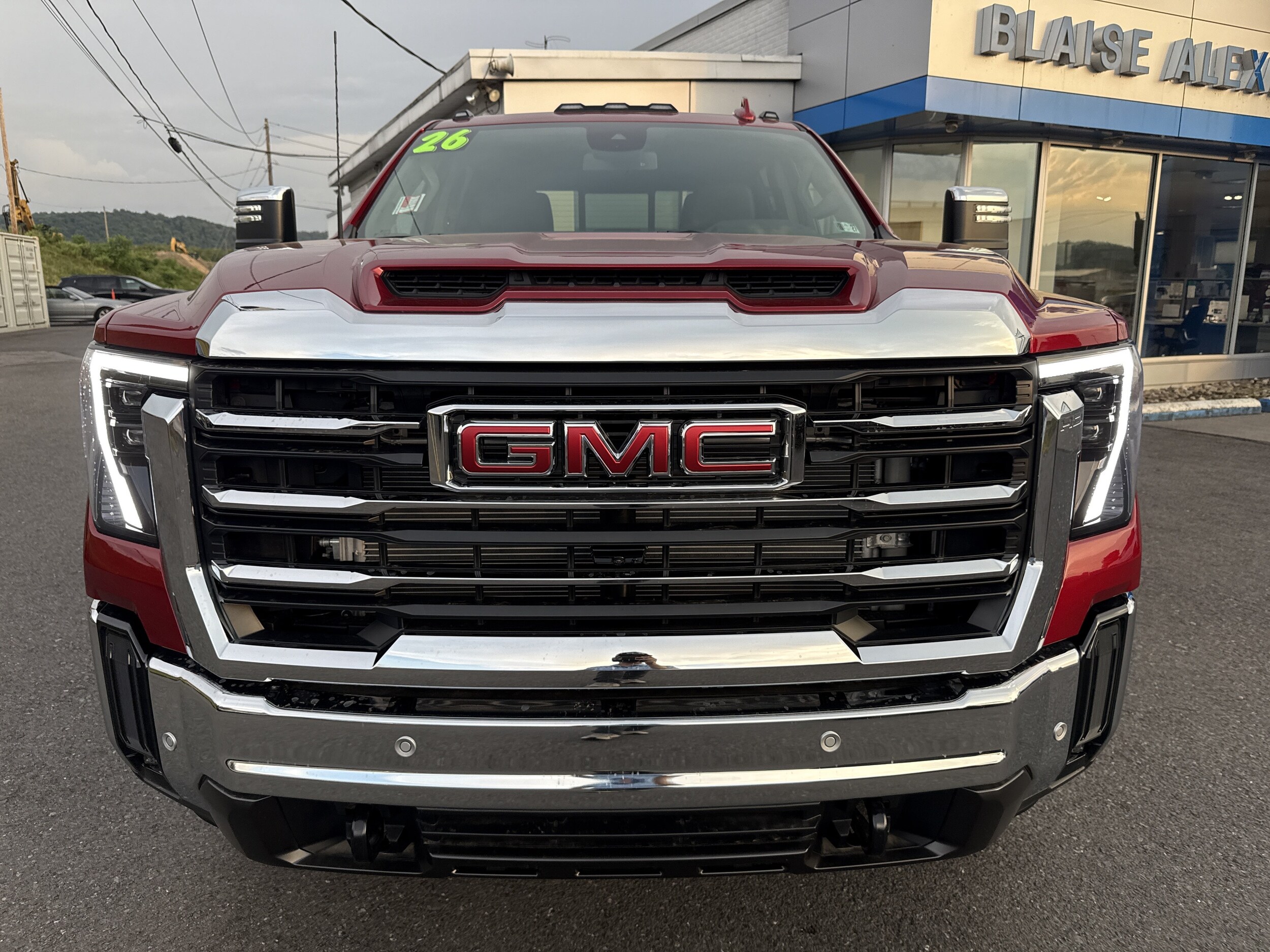 2026 GMC Sierra 2500HD SLT - Photo 8