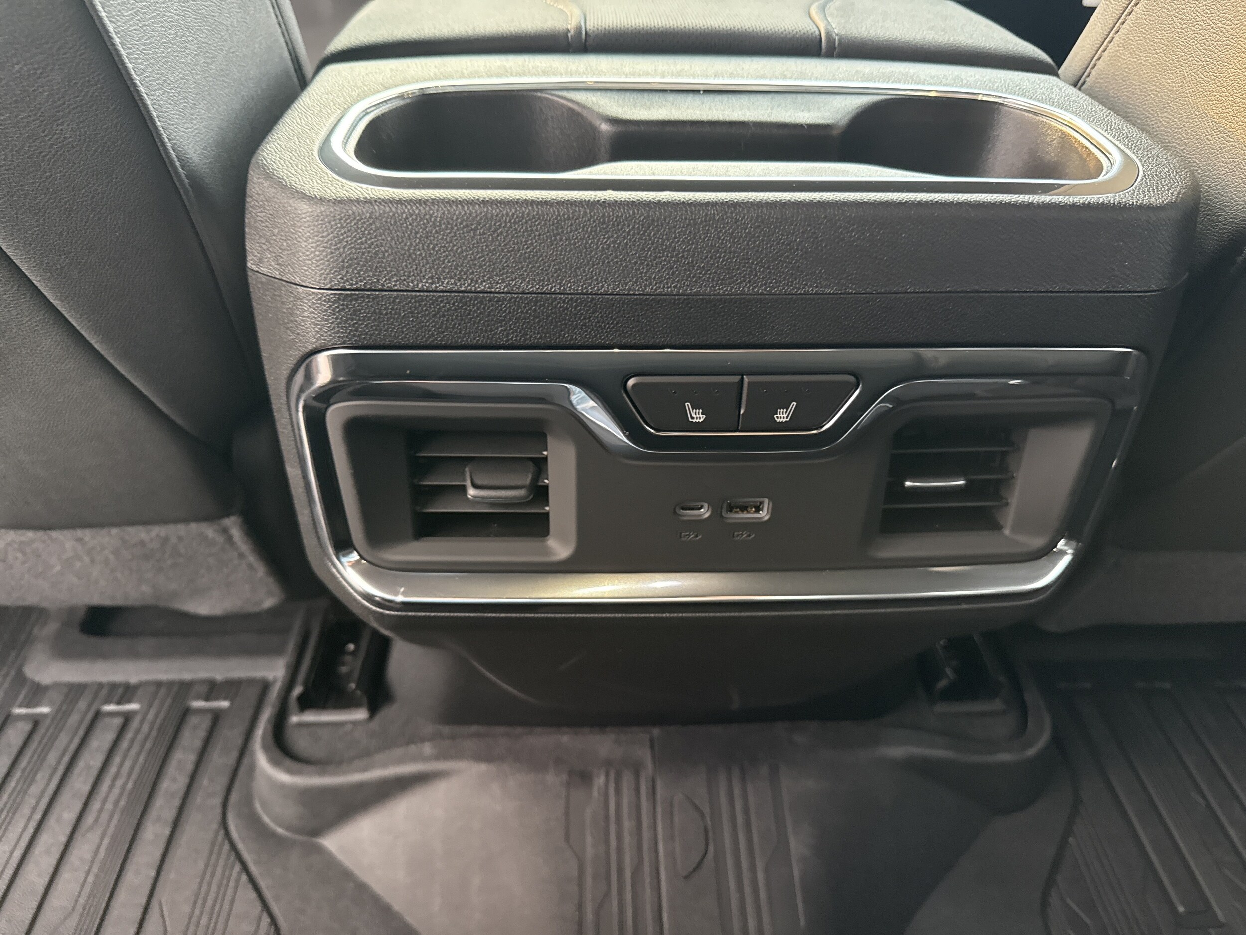 2026 GMC Sierra 2500HD SLT - Photo 13