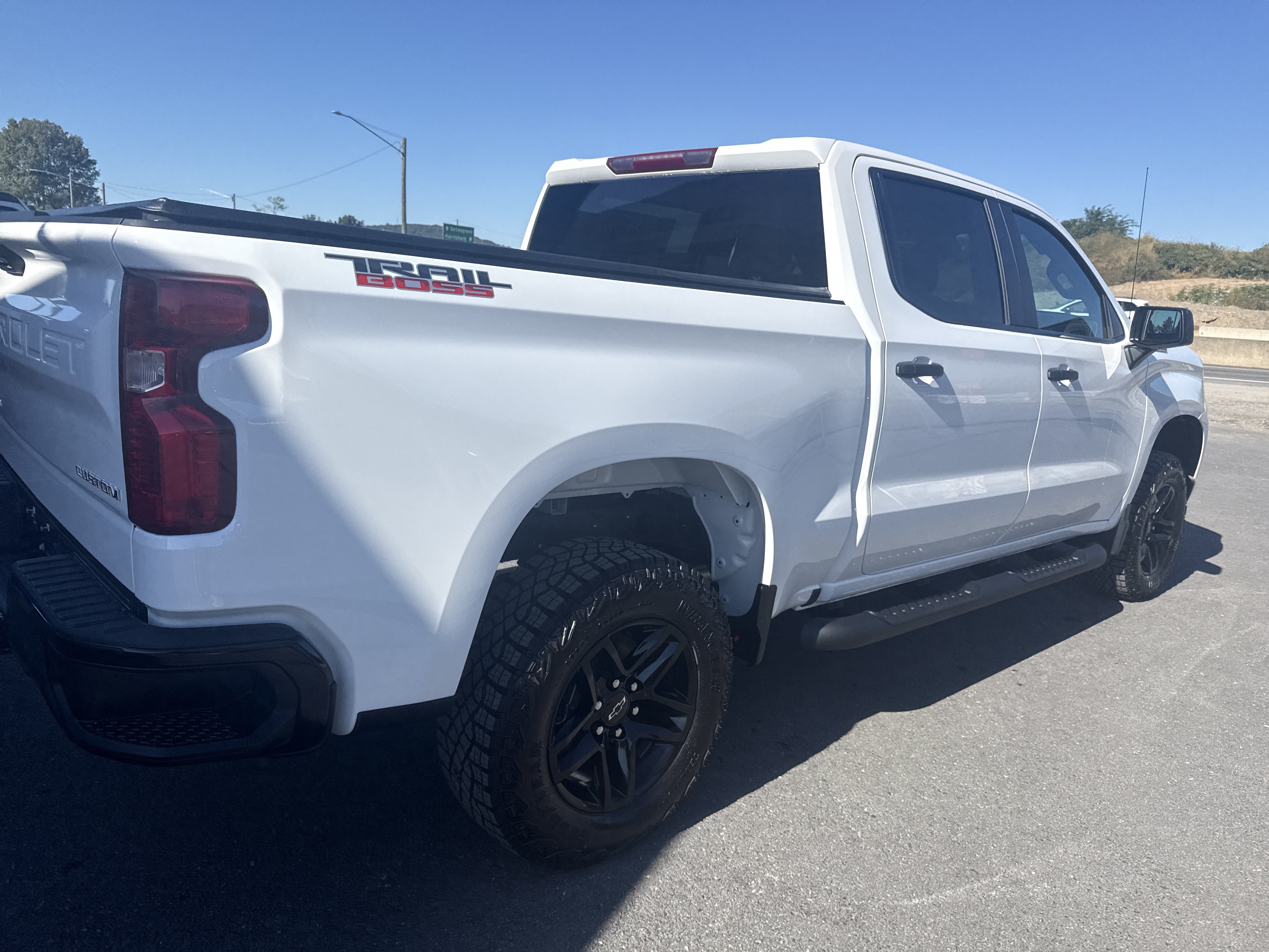 New 2026 Chevrolet Silverado 1500 Custom Trail Boss Truck Crew Cab