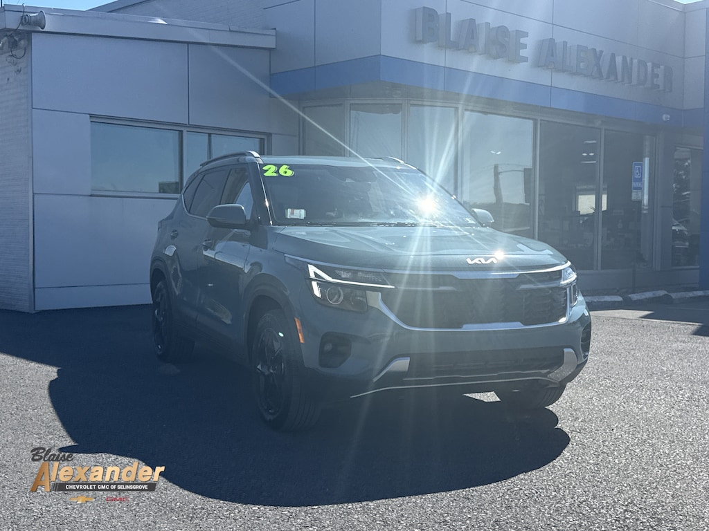 Used 2026 Kia Seltos EX SUV