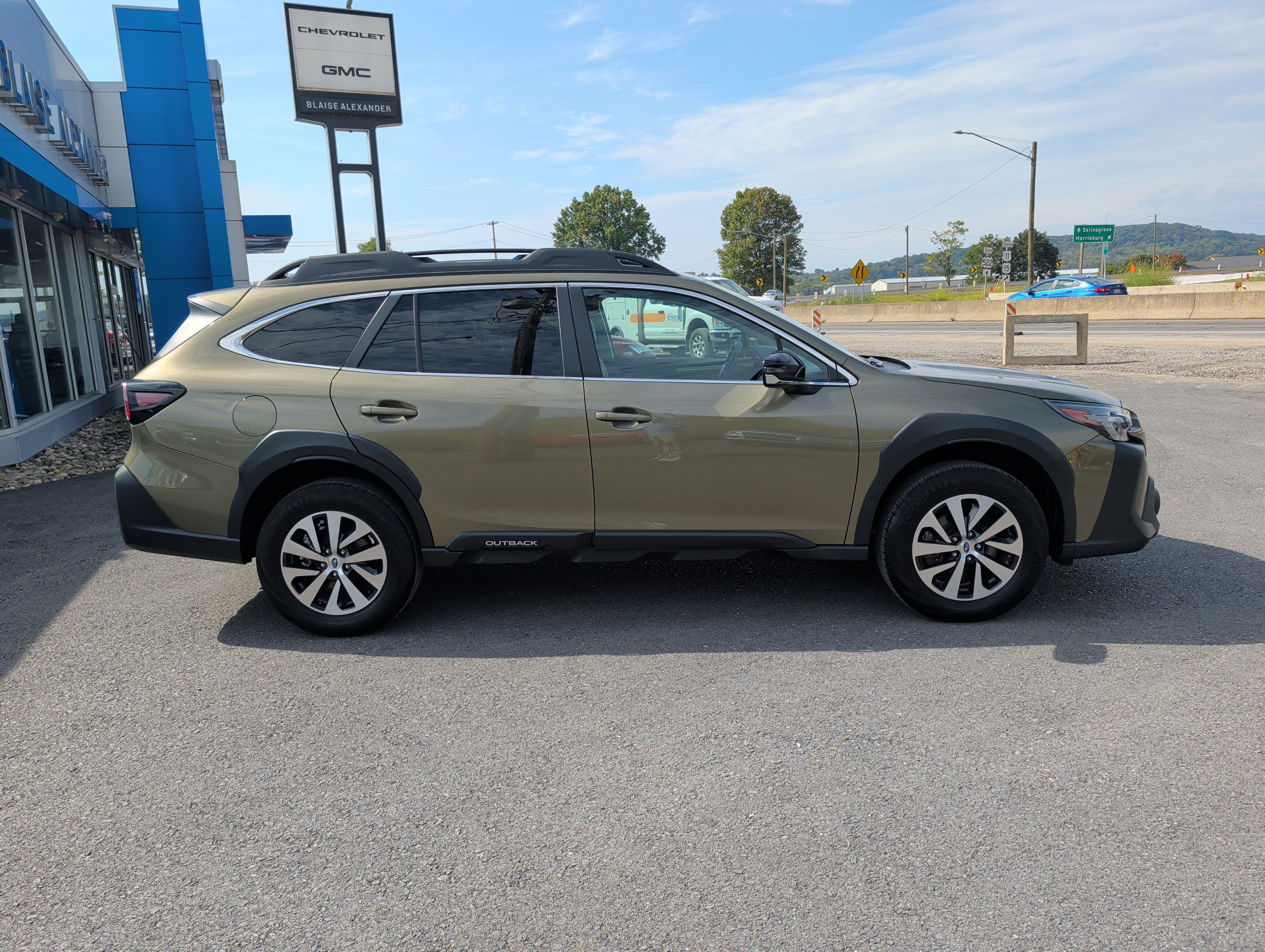 Used 2024 Subaru Outback Premium SUV