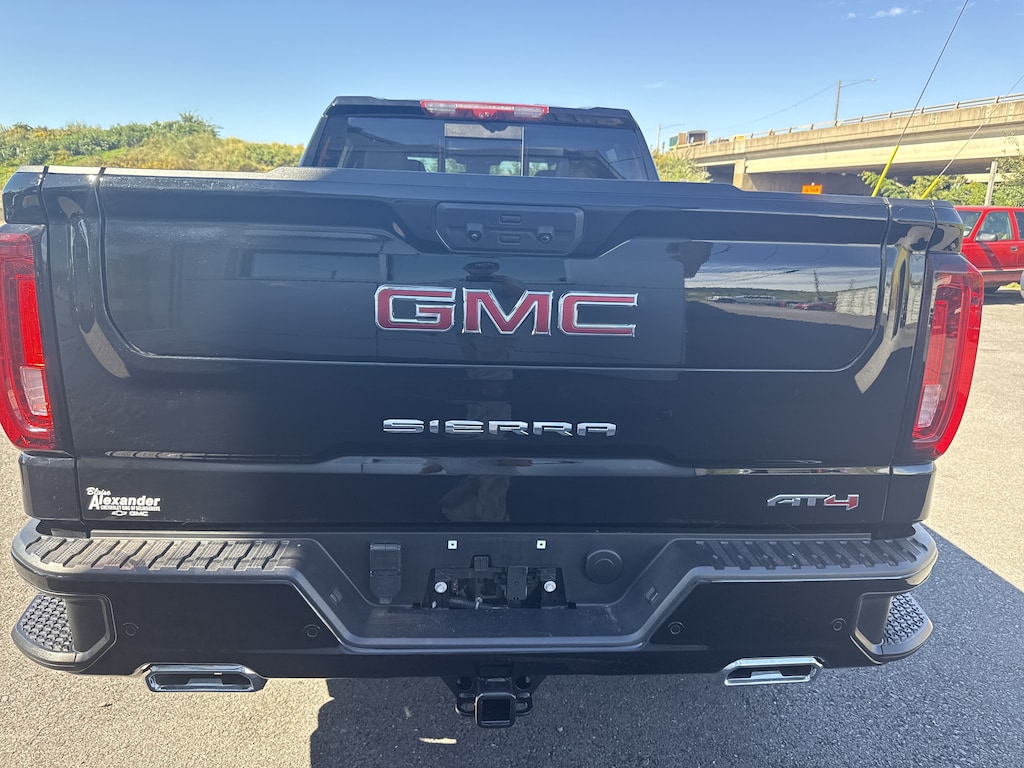 Used 2025 GMC Sierra 1500 AT4 Truck Crew Cab