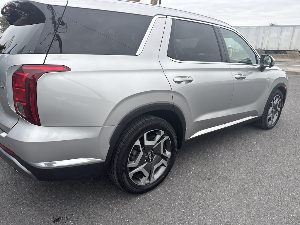 Used 2024 Hyundai Palisade Limited SUV