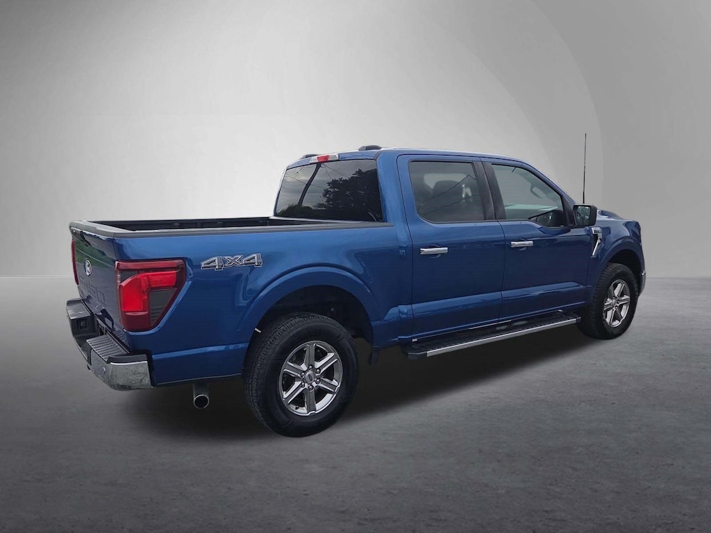 Used 2025 Ford F-150 XLT Truck SuperCrew Cab