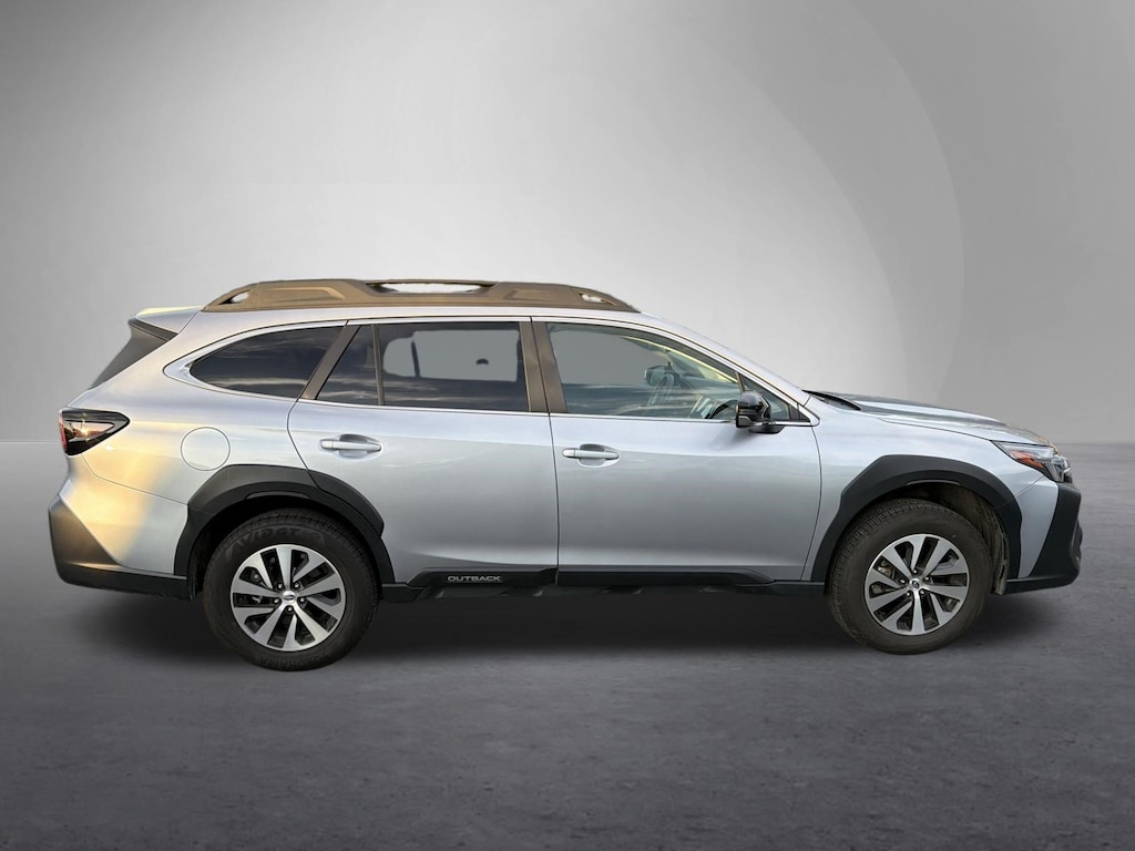 Used 2025 Subaru Outback Premium Premium AWD