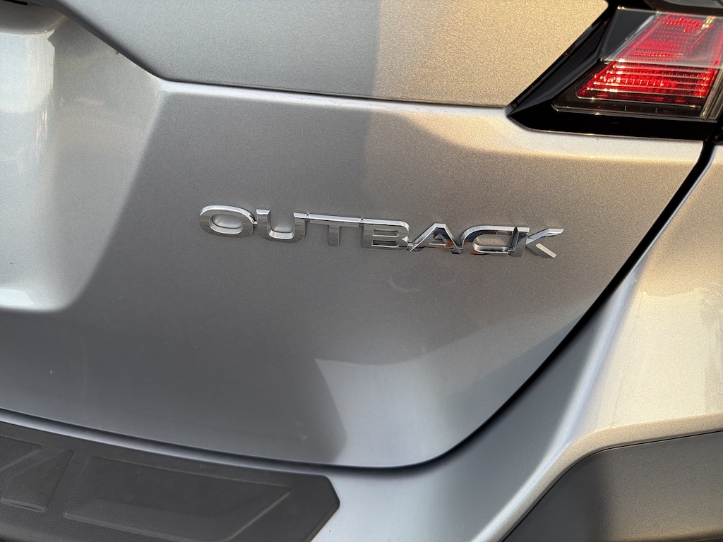 Used 2025 Subaru Outback Premium Premium AWD