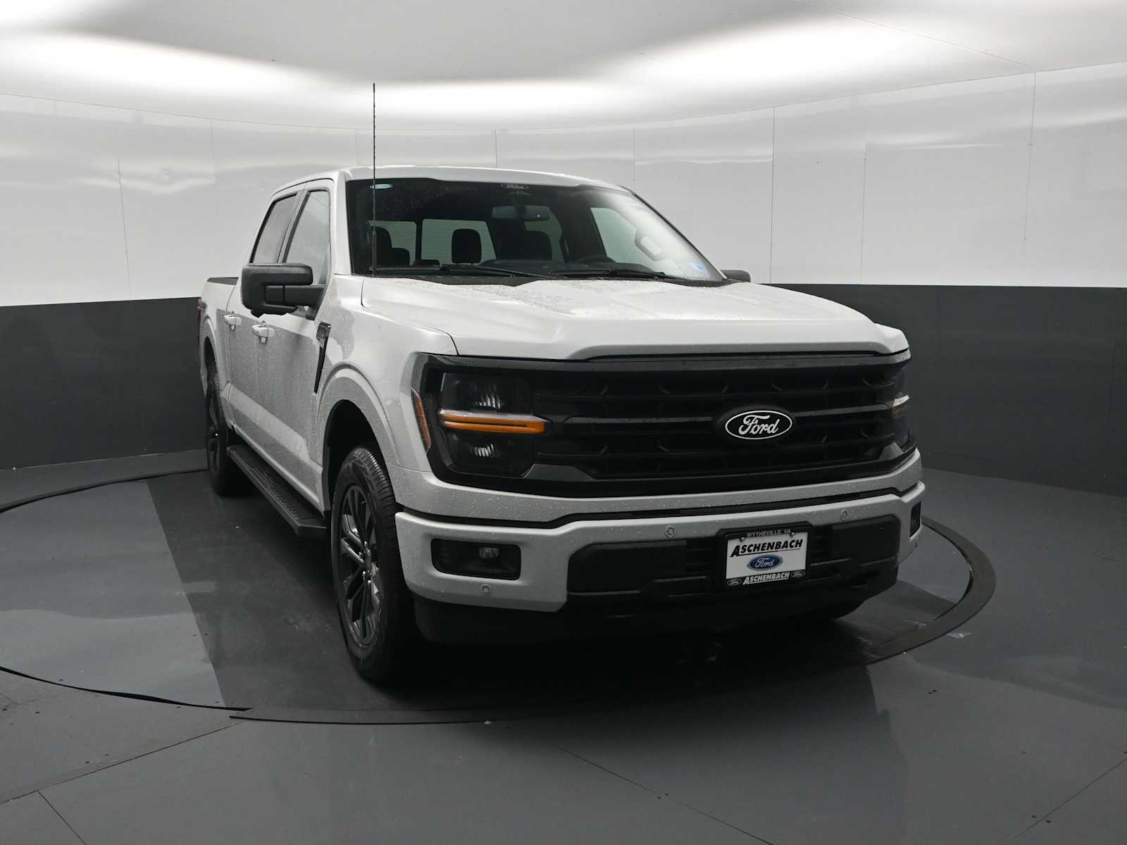 New 2026 Ford F-150 XLT