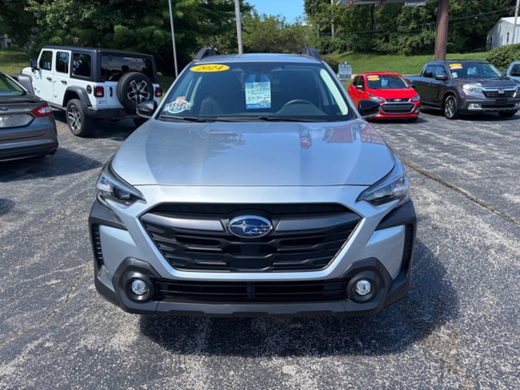 Used 2024 Subaru Outback Premium SUV