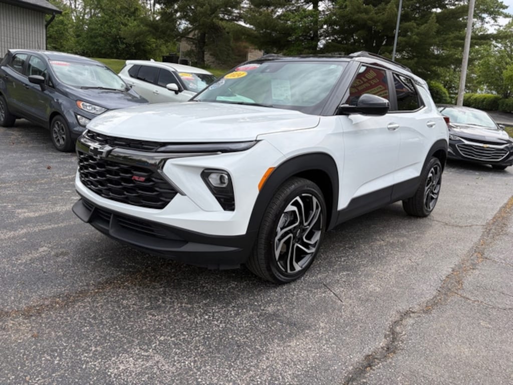 Used 2024 Chevrolet Trailblazer RS 33 Miles Per Gallon SUV