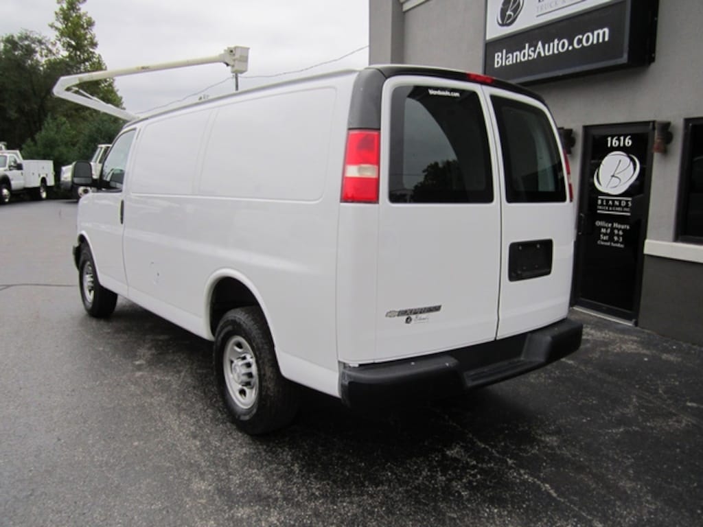 Used 2018 Chevrolet Express 2500 Van