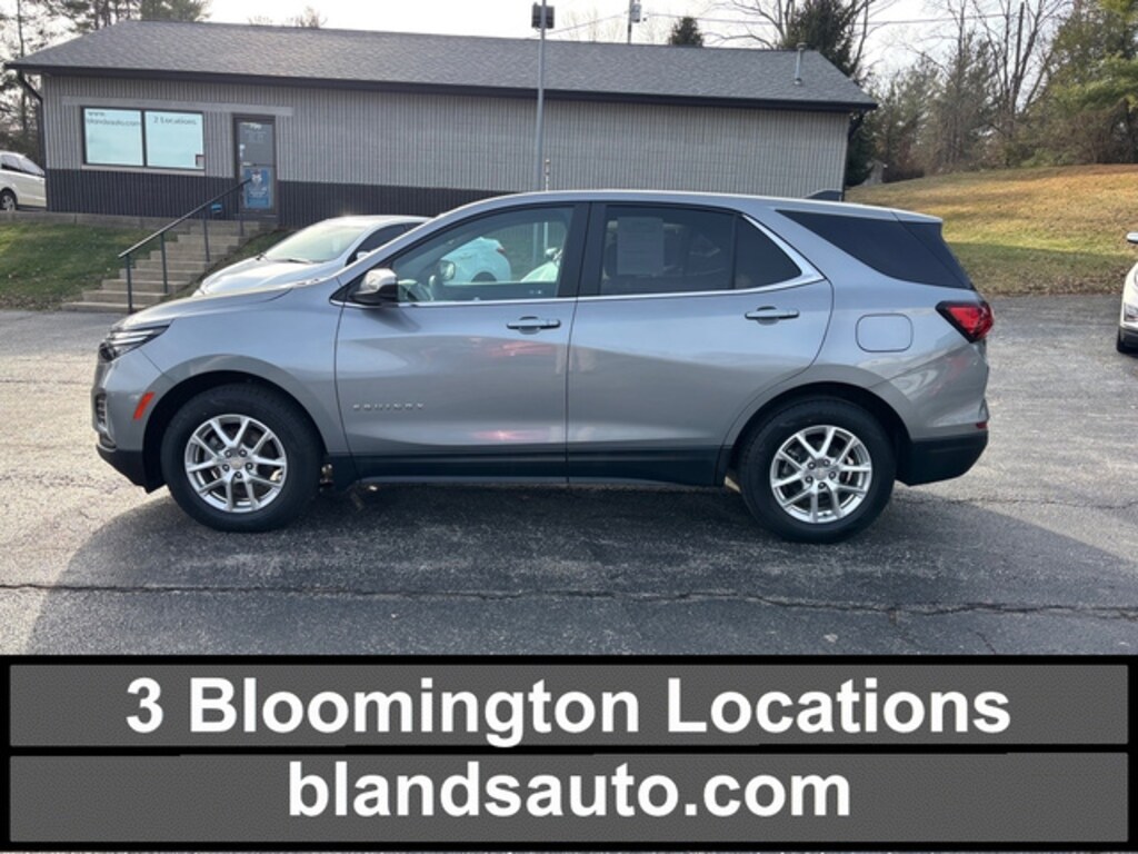 Used 2023 Chevrolet Equinox LT / 36 Miles Per Gallon SUV