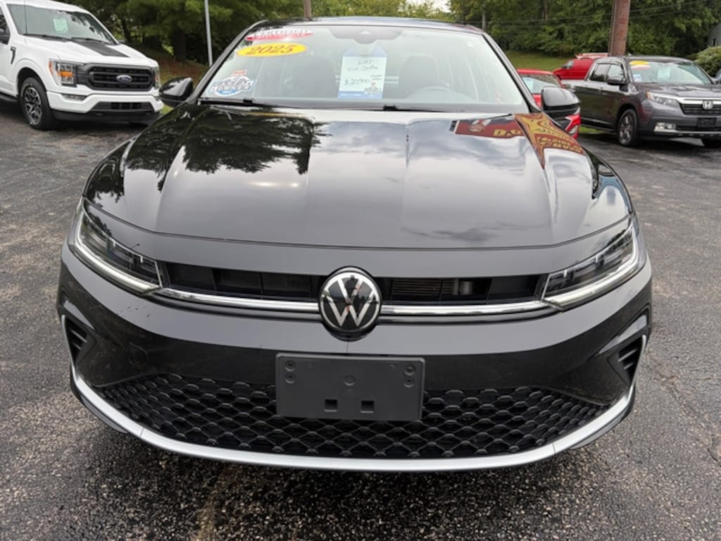 Used 2025 Volkswagen Jetta 1.5T S Sedan