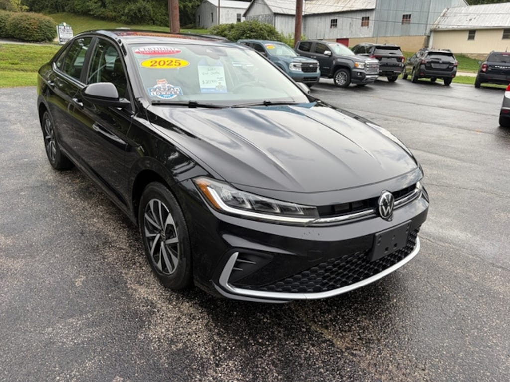 Used 2025 Volkswagen Jetta 1.5T S Sedan