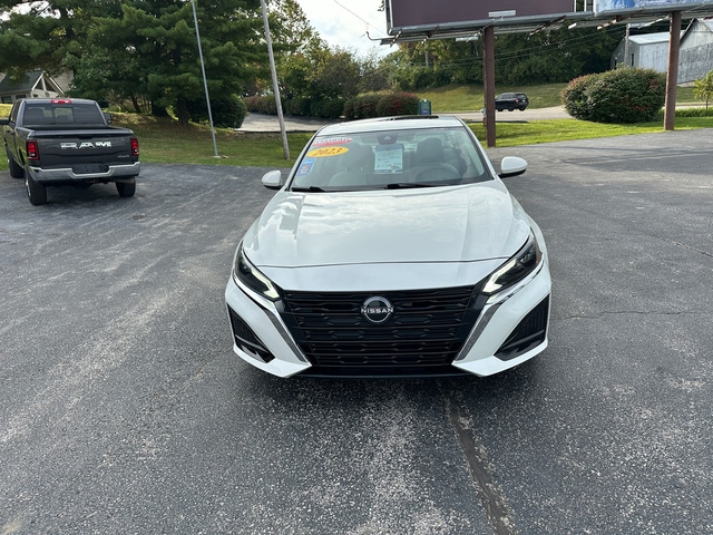 Used 2023 Nissan Altima 2.5 SV Sedan
