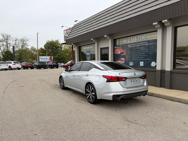 Used 2022 Nissan Altima 2.5 SR Sedan