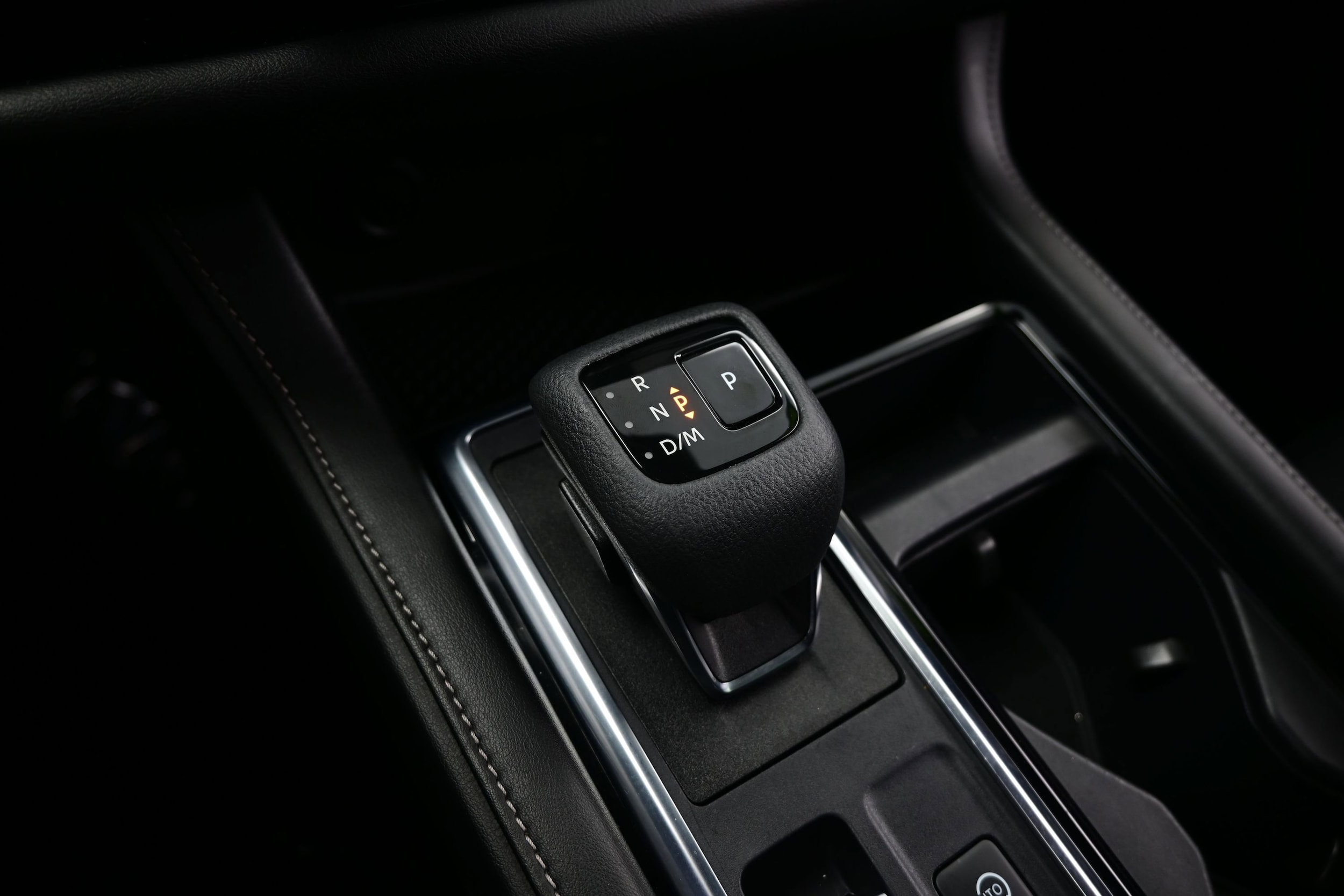 2023 Nissan Pathfinder SV - Photo 22
