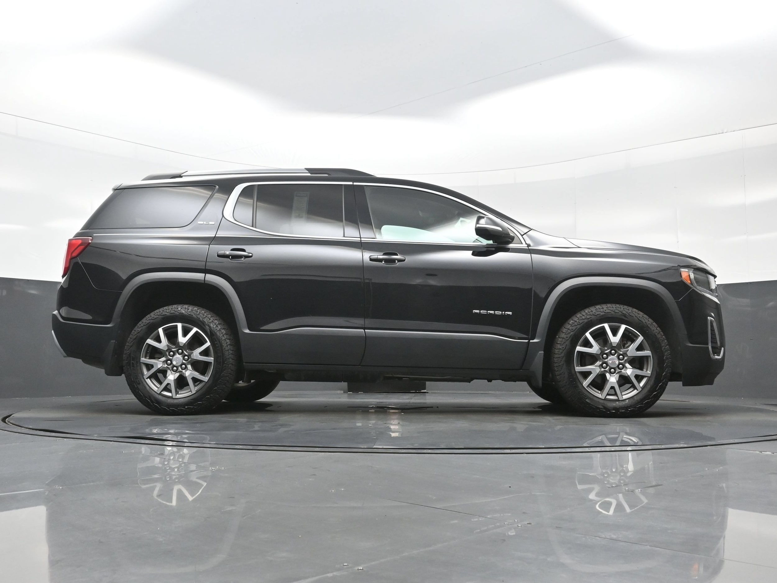 2022 GMC Acadia SLE - Photo 32