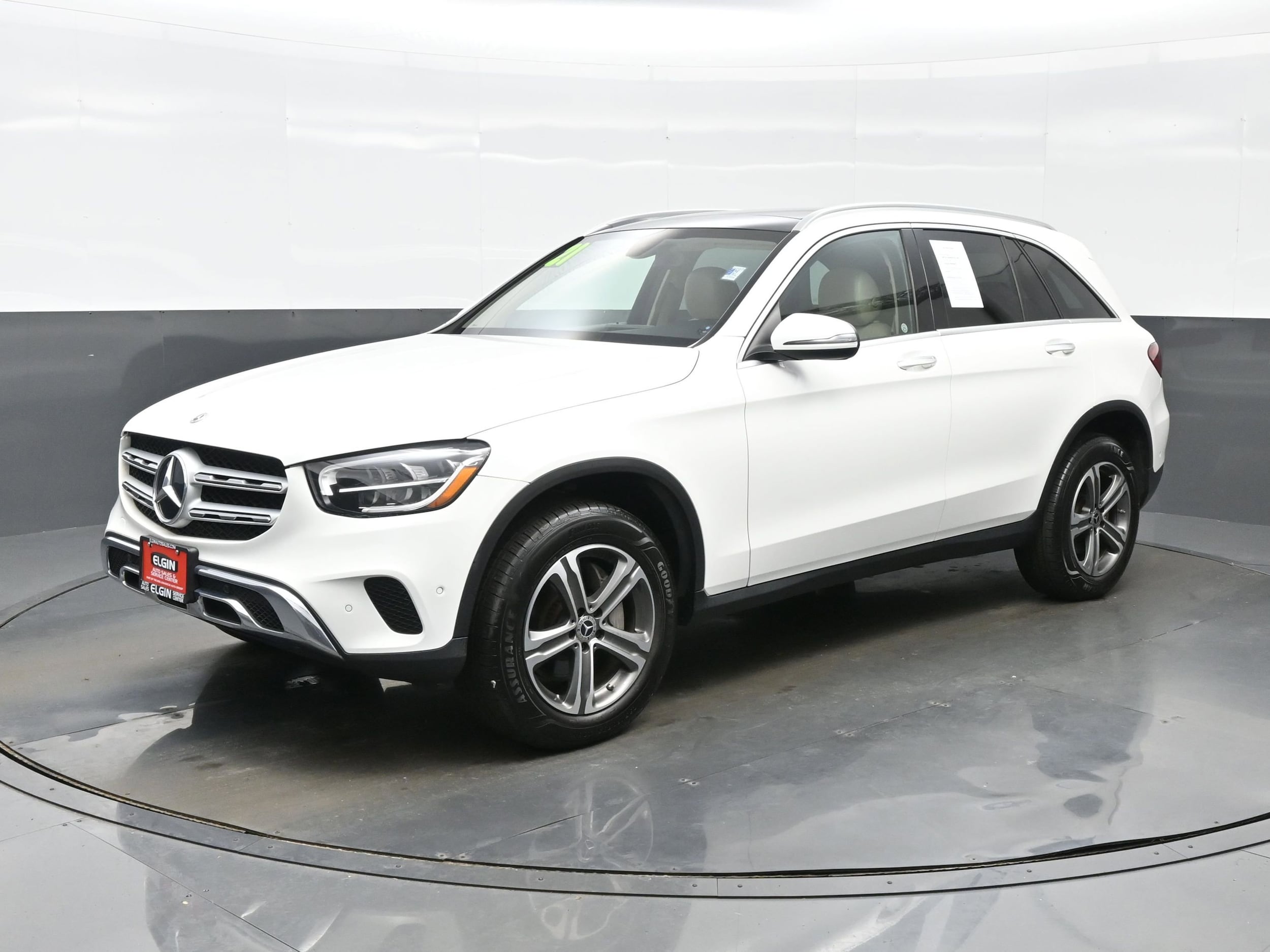 2021 Mercedes-Benz GLC GLC300 - Photo 2